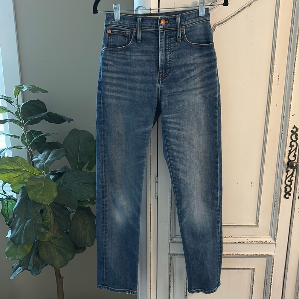 Madewell Classic Straight Jean, Women’s Size 23 *Read